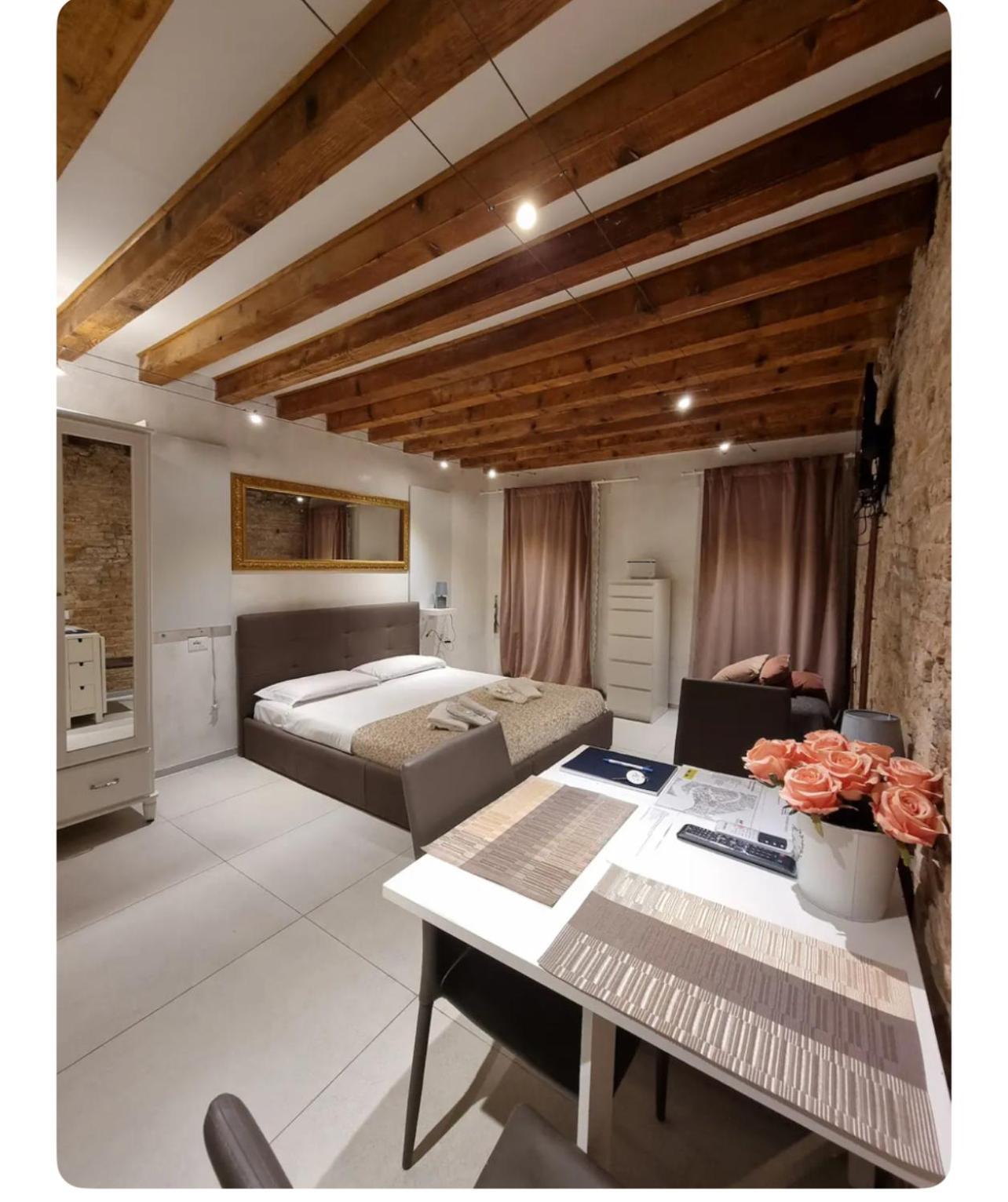 San Marco 865 - Luxury And Appartamento *